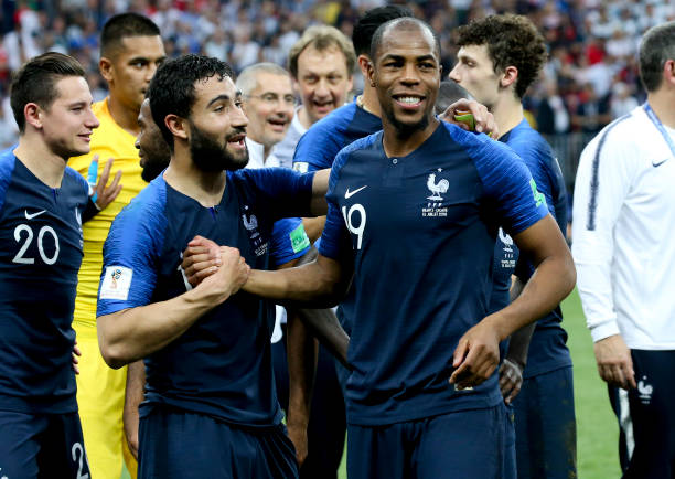 足球俱乐部 足球俱乐部